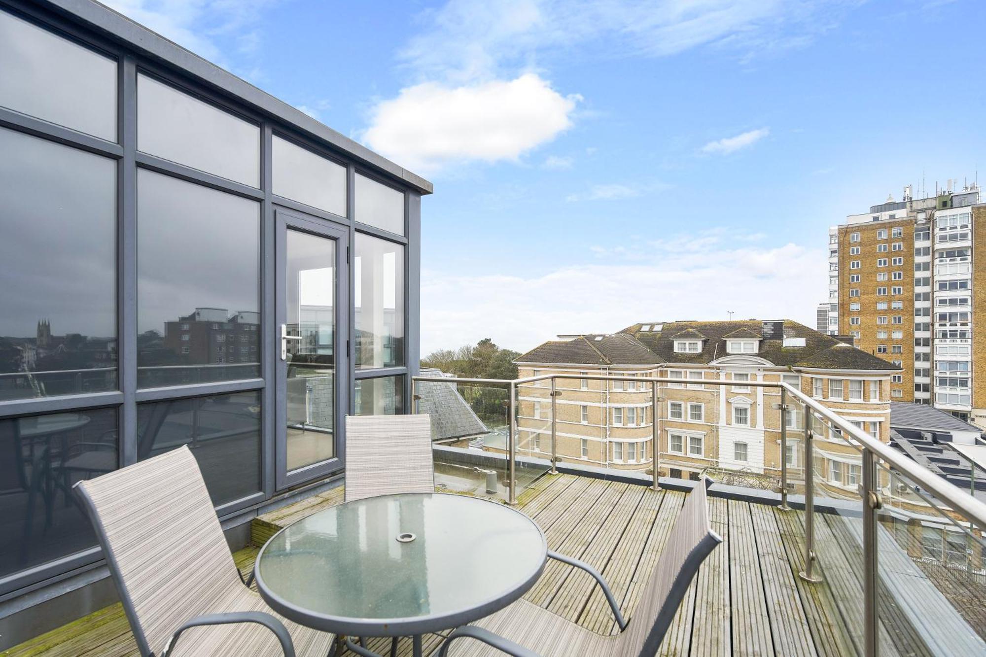 Westcliff Penthouse With Sea Views And Balcony Daire Bournemouth Dış mekan fotoğraf